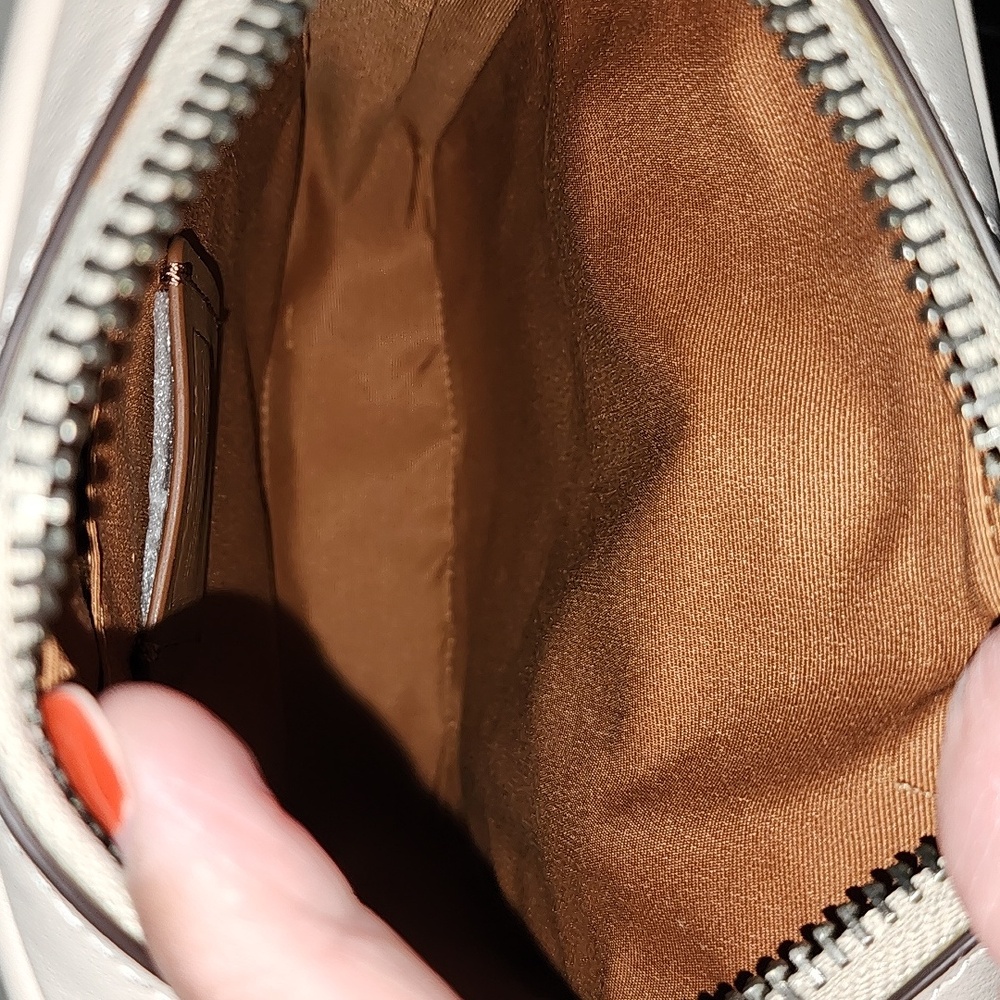 COACH  Sullivan Crossbody in Signature Leather NWT - Picture 8 of 10